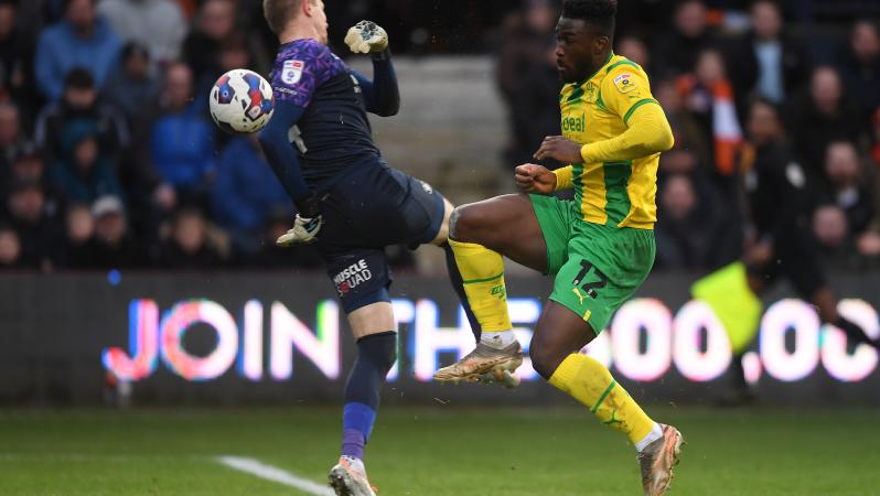 Daryl Dike Goal vs Luton Town