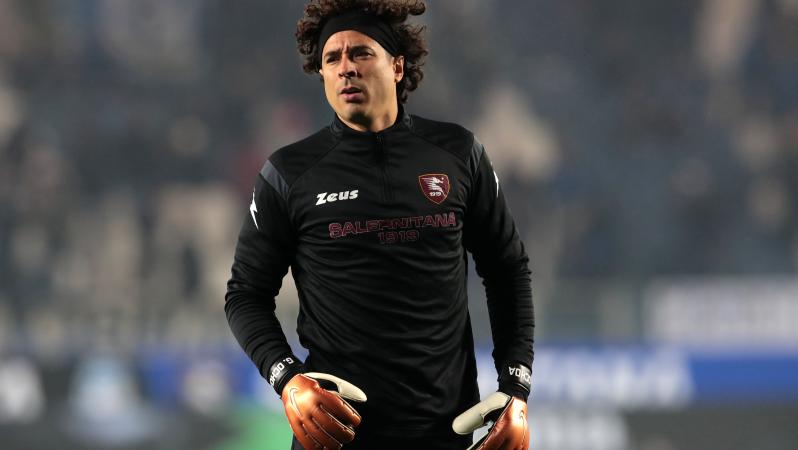 Memo Ochoa suplente Salernitana