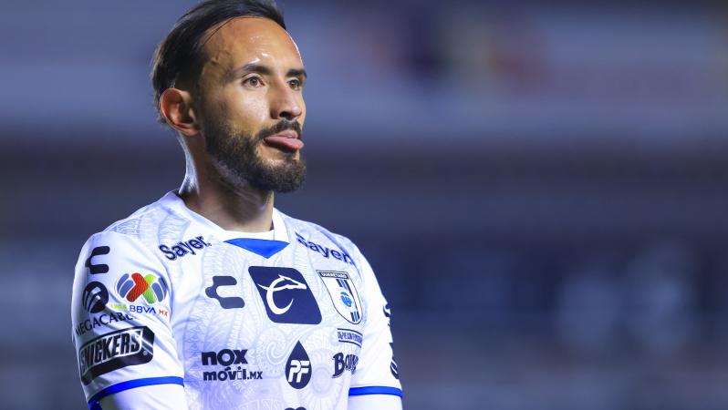 Querétaro away winless streak