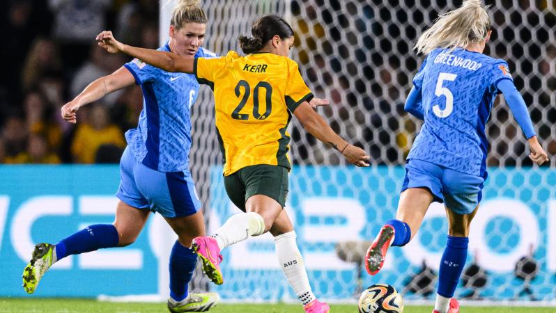 Sam Kerr goal vs England