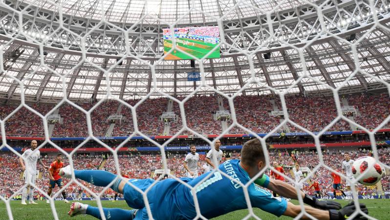 Igor Akinfeev penalty save vs Spain