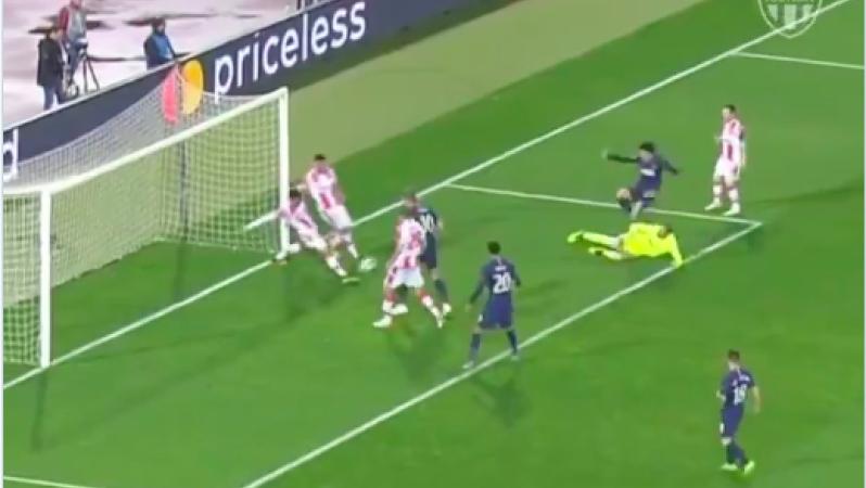 Tottenham goalmouth scramble vs Red Star