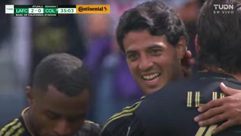 Hat Trick de Carlos Vela