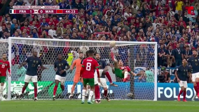 Jawad El Yamiq bicycle kick