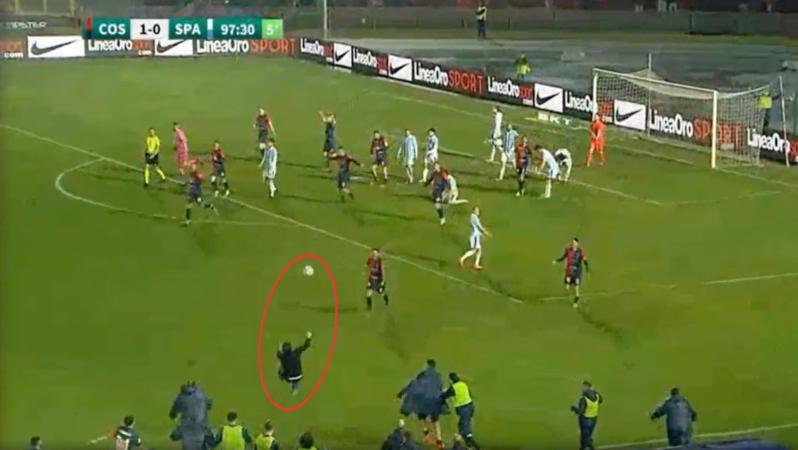 William Viali bicycle kick