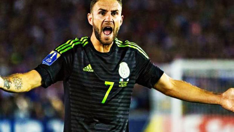 Miguel Layun scores for Mexico