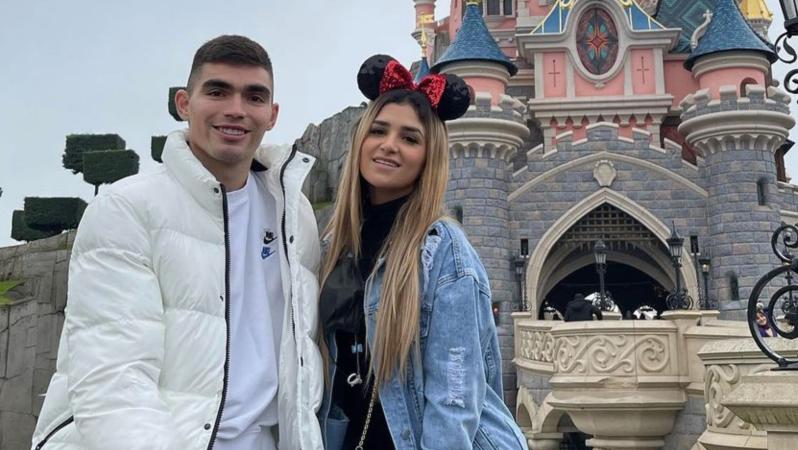 Novia de Johan Vásquez