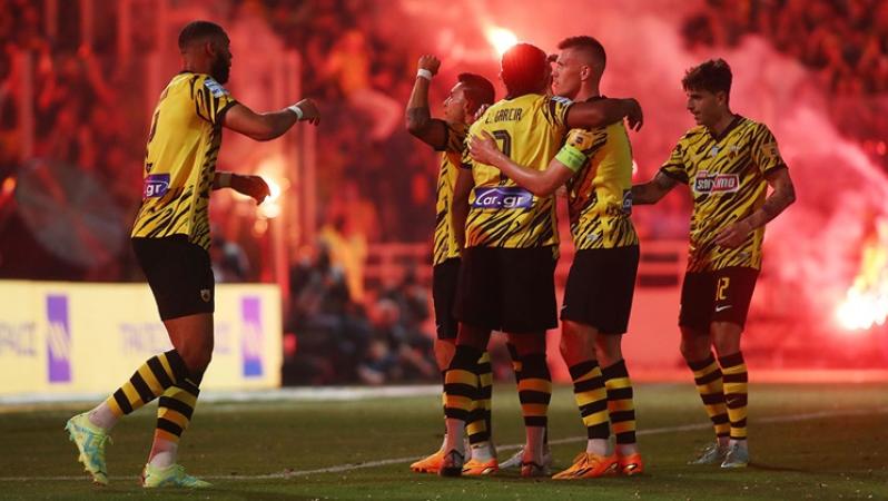 Orbelín Pineda campeón