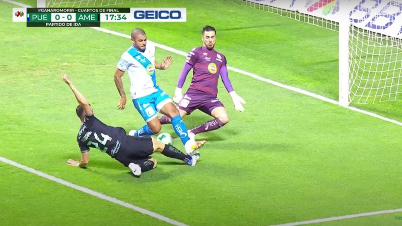 Pie de Federico Vinas