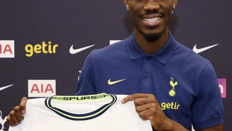 Tottenham announce the signing of Yves Bissouma