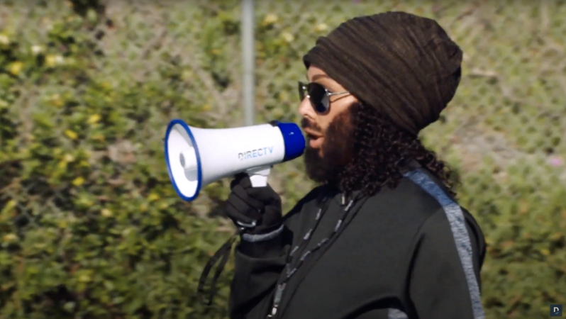 Sydney Leroux Disguised As Coach