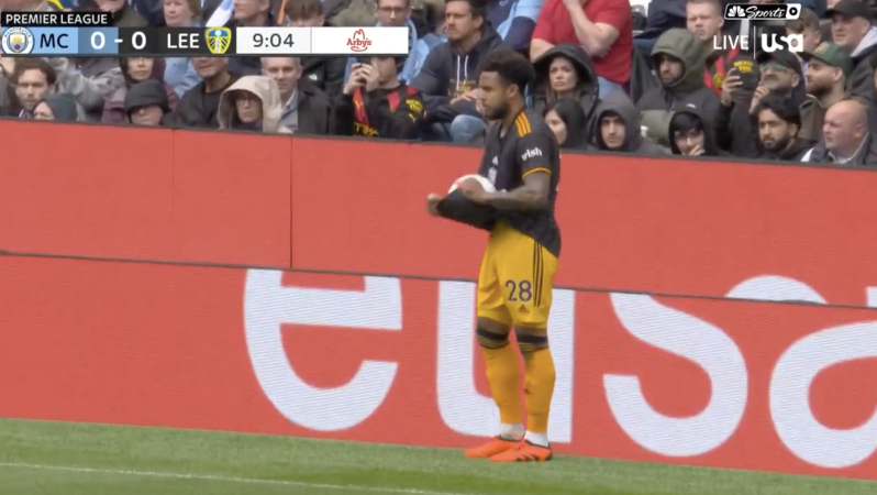 Weston McKennie long throw