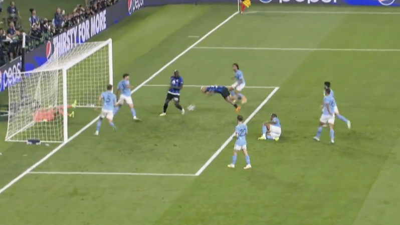 Lukaku block vs Man City