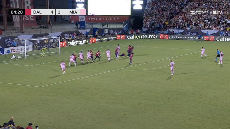 Lionel Messi free kick vs FC Dallas