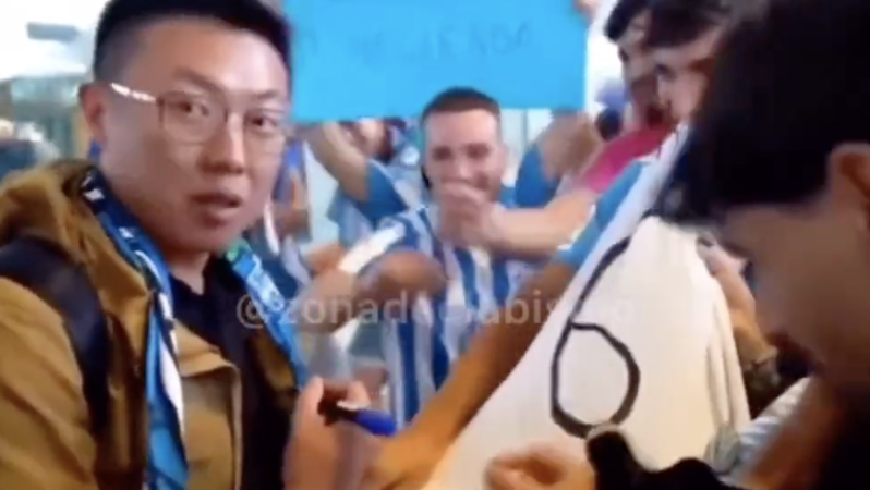 Málaga fans at airport pretend traveler is their new signing
