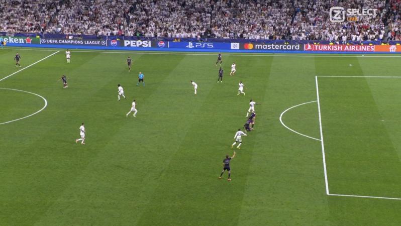 Bayern offside call