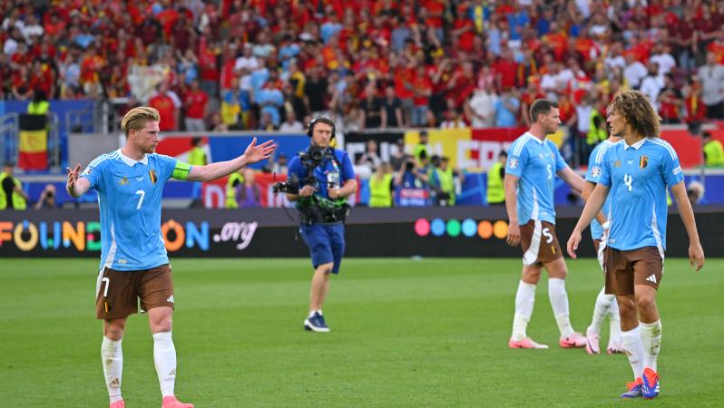 Belgium fans boo De Bruyne and team