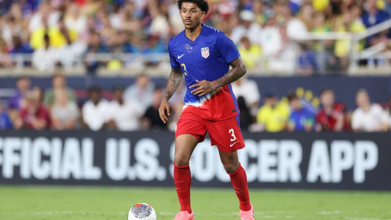 Chris Richards yellow card overturned by VAR