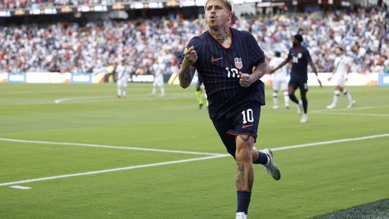 Diego Luna goals vs Guatemala