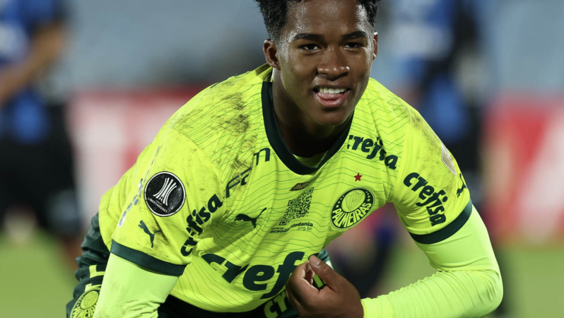 Endrick Kong celebration