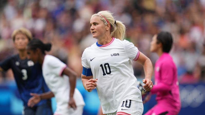 Lindsey Horan name change