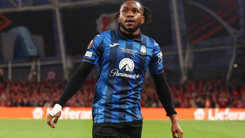 Lookman hat trick vs Leverkusen