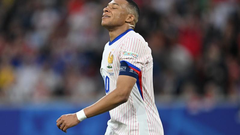 Mbappé hamstring injury