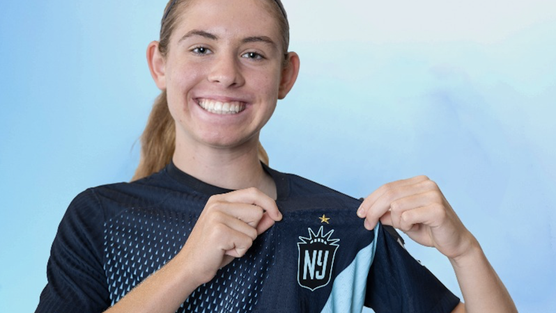 Gotham FC sign McKenna Whitham