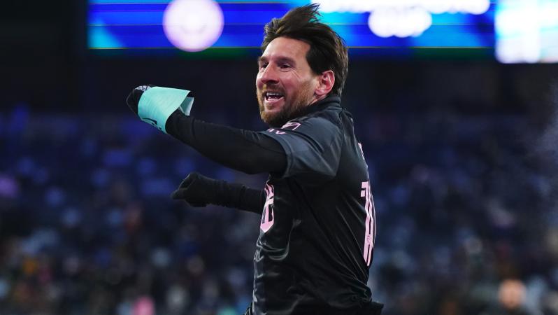 Messi goal vs Sporting KC