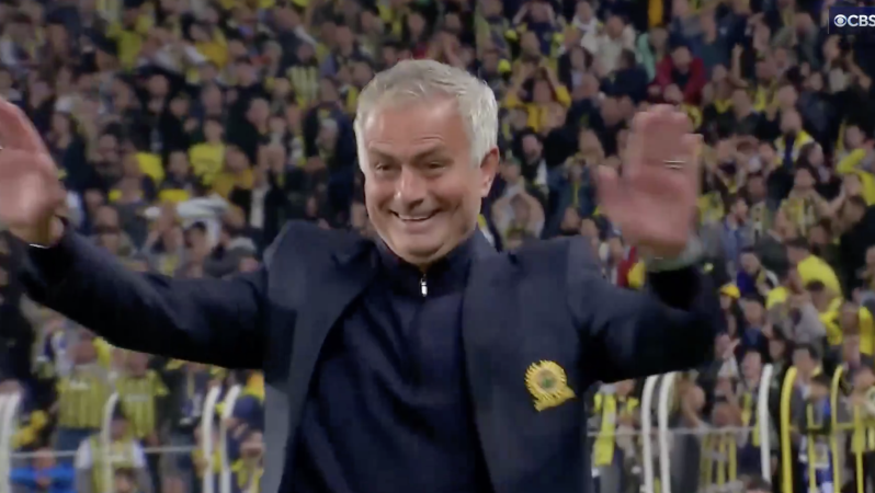 Mourinho reaction to Onana save