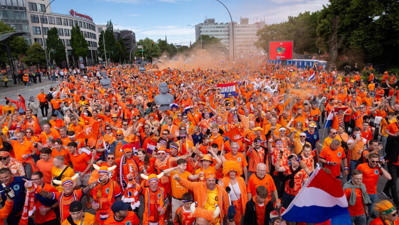 Netherlands fans dancing in street