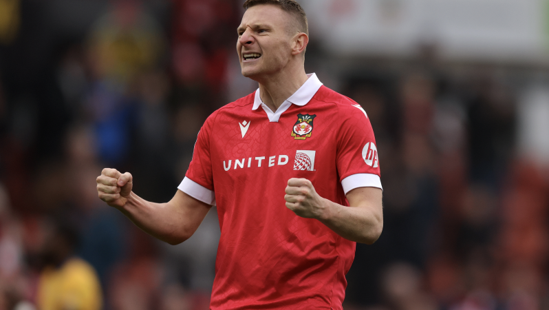 Paul Mullin goal vs Blackpool