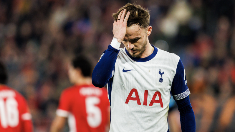 Spurs free kick vs AZ
