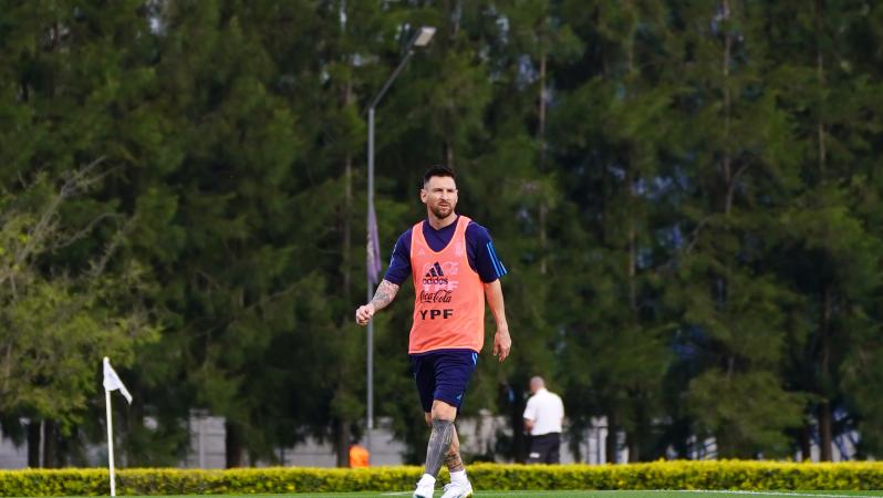 Will Messi play vs Paraguay