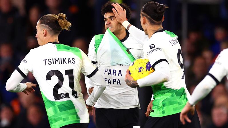 Luis Diaz shirt vs Luton