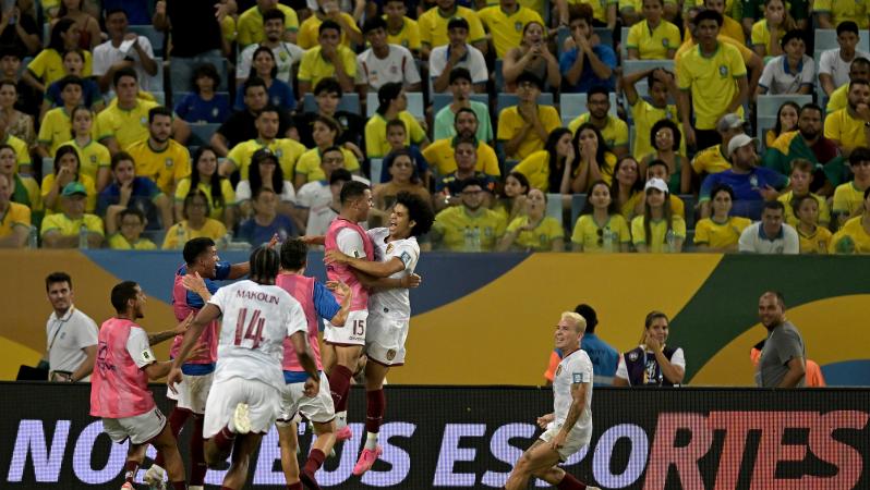 Venezuela bicycle kick vs Brazil