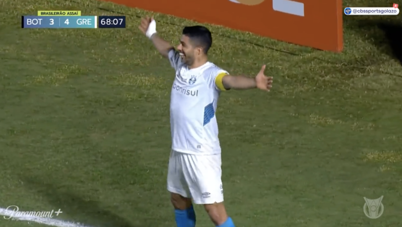 Suarez hat trick vs Botafogo