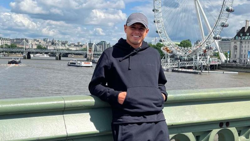 Chicharito Hernández de vacaciones en Londres