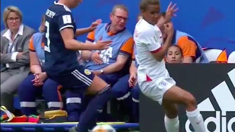 Nikita Parris nutmeg vs Scotland