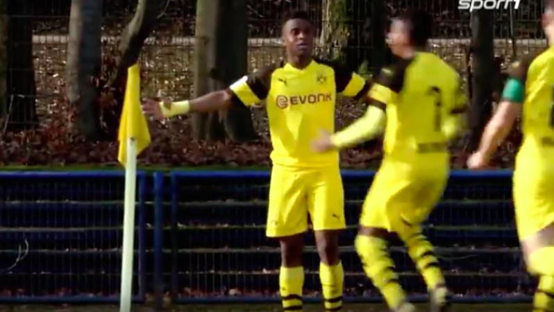 Youssoufa Moukoko dortmund stats