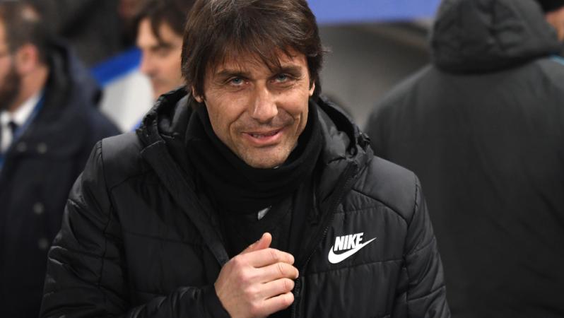 Chelsea fire Antonio Conte