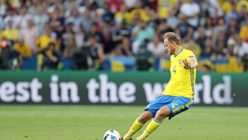 Andreas Granqvist fined