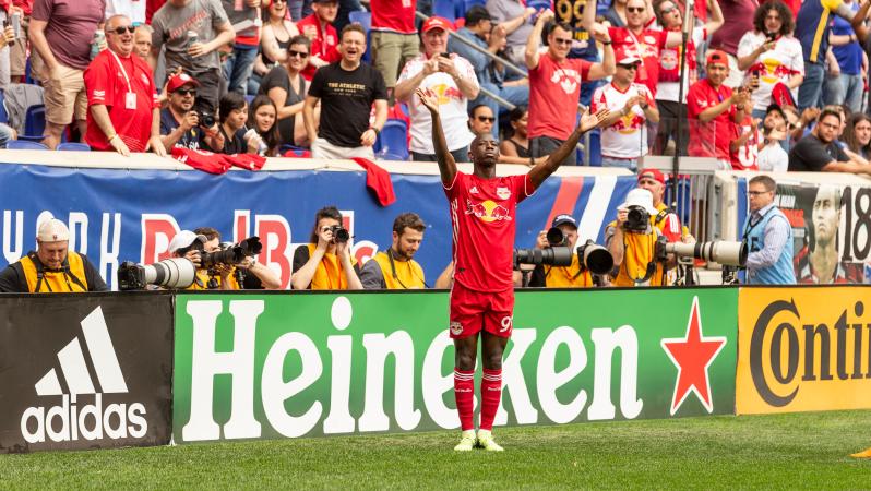 Bradley Wright-Phillips goal celebration