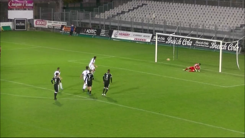 Triple salvada de Jeff Bedenik