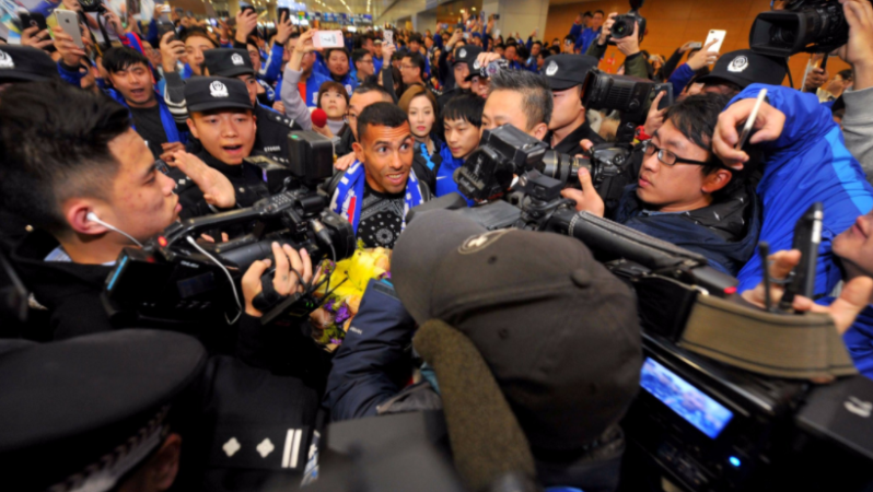 Carlos Tevez Arrival in China 