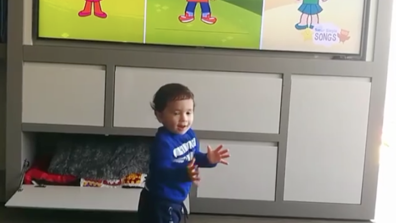 Mateo Messi Learns English