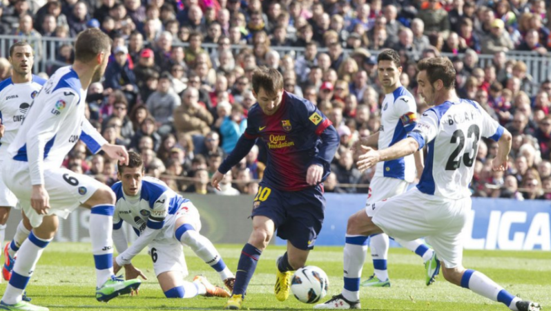 Lionel Messi Dribbling 