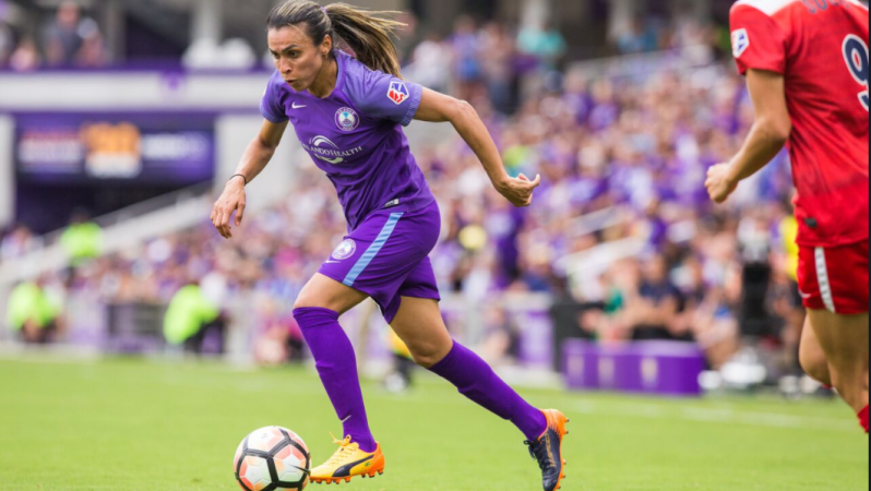 How female soccer players see themselves