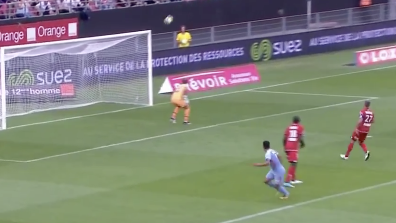 Radamel Falcao Scores A Beauty 