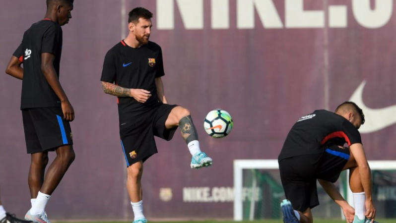 Ousmane Dembele debut, Lionel Messi